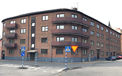 24 nyrenoverade lägenheter finns nu i huset som ligger både på Anneforsvägen och Mariagatan.