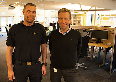Roger Löfgren, sektionschef, och Andreas Roberger, tf gruppchef, Polisens Kontaktcenter i Nässjö. 